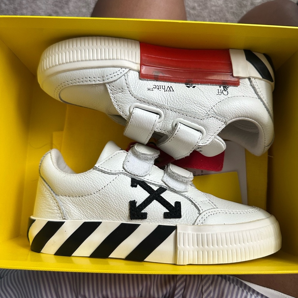 Off-White Kids White and Black Sneakers
